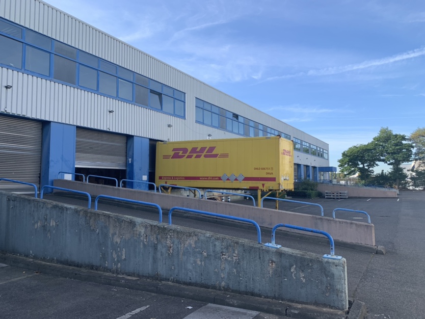 DHL 海外仓与尾程配送
