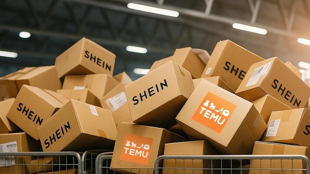 TEMU 与 SHEIN 包裹堆放在分拨中心