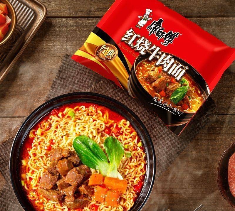 红烧牛肉面成品与包装